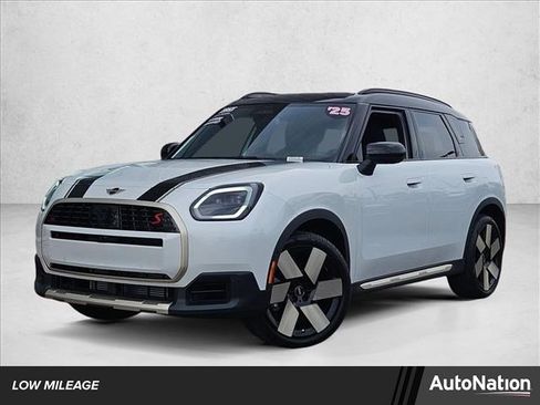 Used 2025 MINI Cooper Countryman S w/ Comfort Package Max image 1