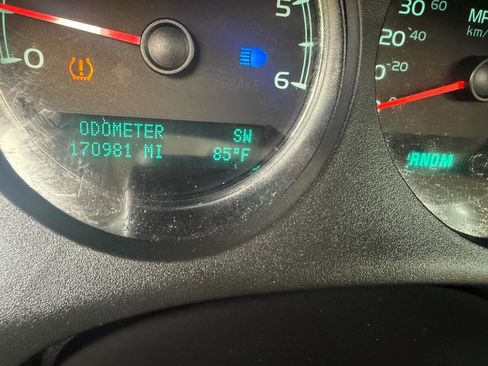 Used 2012 GMC Yukon XL Denali image 14