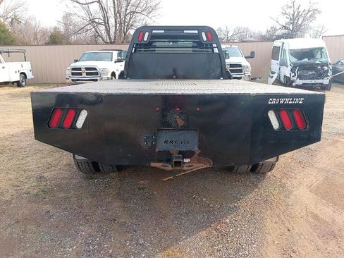 Used 2018 RAM 5500 Tradesman w/ Power & Remote Entry Group image 6