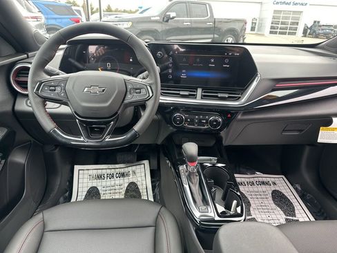 New 2026 Chevrolet Trax RS w/ Sunroof Package image 21