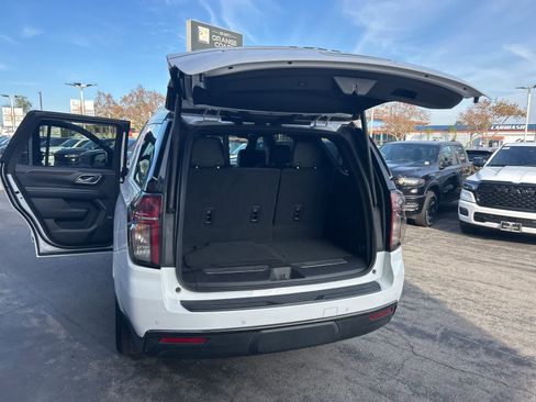 Used 2022 Chevrolet Tahoe Z71 w/ Luxury Package image 33