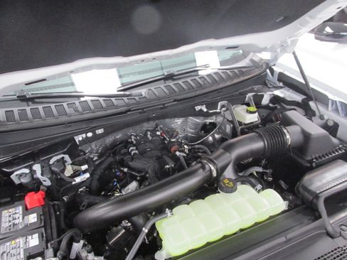 New 2025 Ford Expedition Platinum image 52