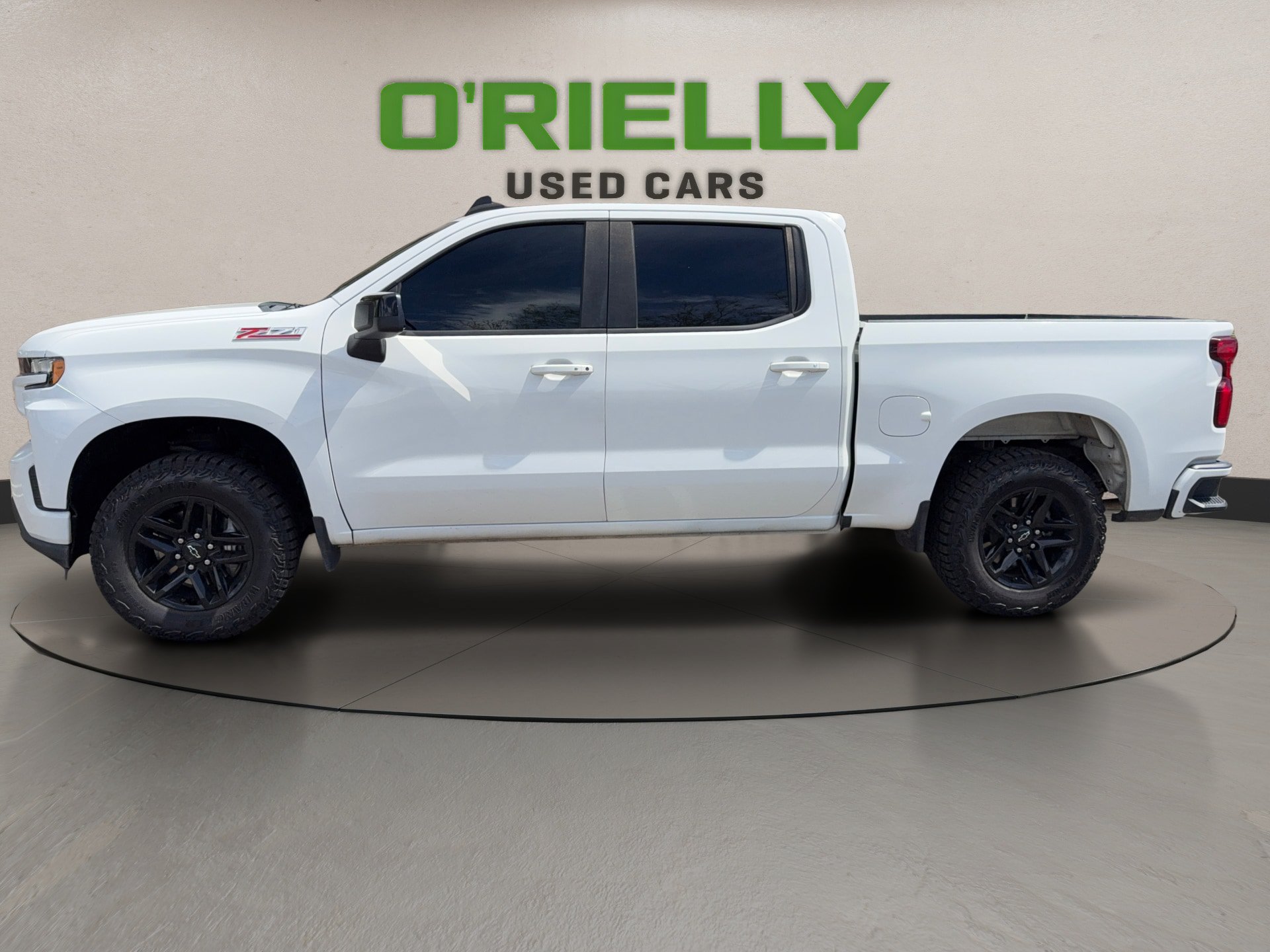 Used 2019 Chevrolet Silverado 1500 RST w/ All-Star Edition AWD/4WD image 2