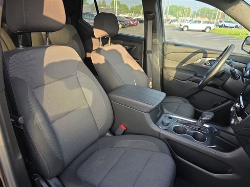 Used 2023 Chevrolet Traverse LT w/ LPO, Floor Liner Package image 23