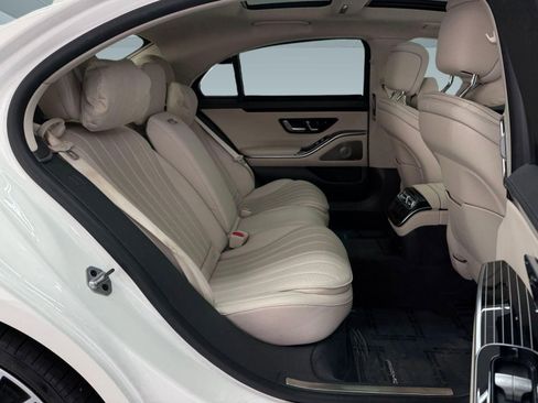 Certified 2022 Mercedes-Benz S 500 4MATIC image 24