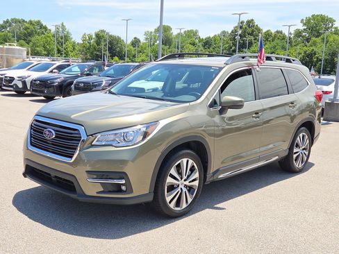 Used 2022 Subaru Ascent Limited w/ Technology Package AWD/4WD image 7