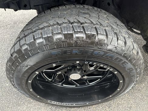 Used 2014 Ford F150 FX4 w/ Equipment Group 402A Luxury image 20