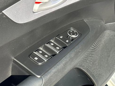 Used 2024 Kia Forte LXS image 21