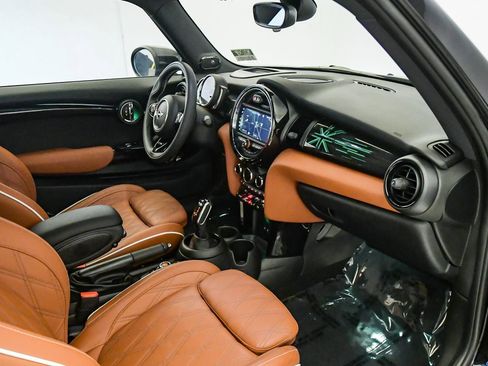 Used 2020 MINI Cooper S FWD image 16
