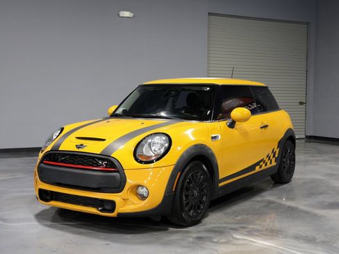 Used 2016 MINI Cooper S FWD image 3