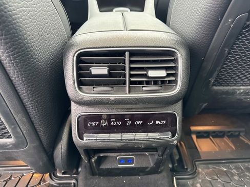 Certified 2025 Mercedes-Benz GLS 450 4MATIC image 16
