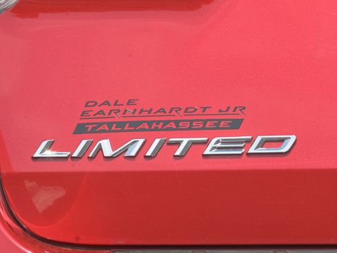 Used 2023 Ford Explorer Limited AWD/4WD image 40