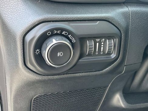 Used 2020 Jeep Wrangler Unlimited Sport image 17