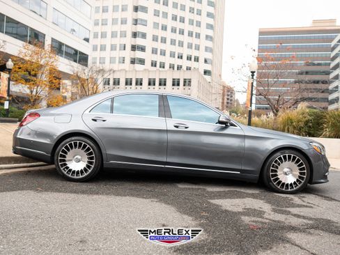 Used 2018 Mercedes-Benz S 560 4MATIC Sedan w/ Premium Package image 8