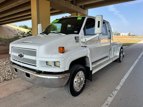 Used 2006 Chevrolet Kodiak C4500 2WD Crew Cab image 7
