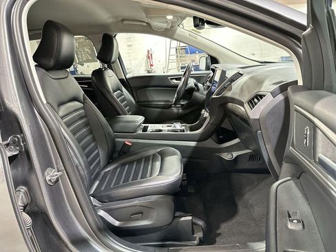 Used 2024 Ford Edge SEL AWD/4WD image 25