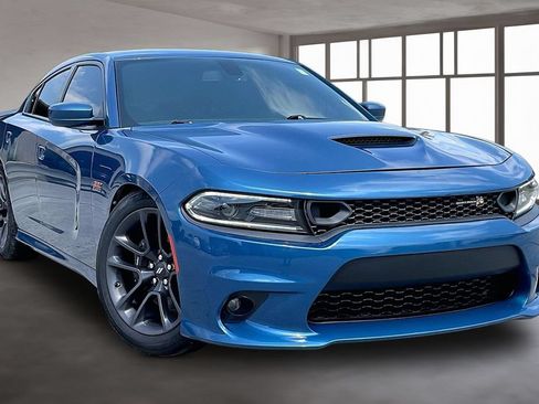 Used 2020 Dodge Charger Scat Pack w/ Plus Group RWD image 3