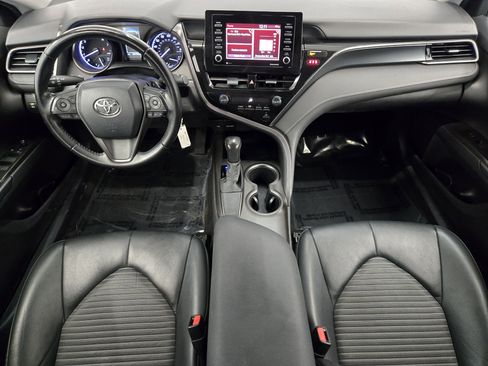 Used 2021 Toyota Camry SE FWD image 25
