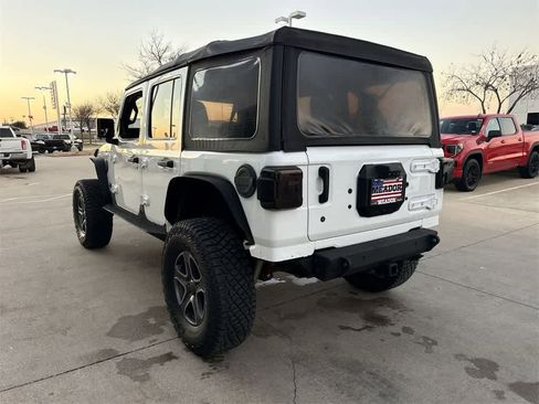 Used 2019 Jeep Wrangler Unlimited Sport S image 4