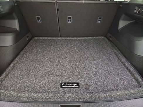 New 2026 Volkswagen Tiguan SE AWD/4WD image 33