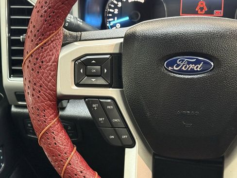 Used 2018 Ford F150 Lariat w/ Equipment Group 502A Luxury image 15