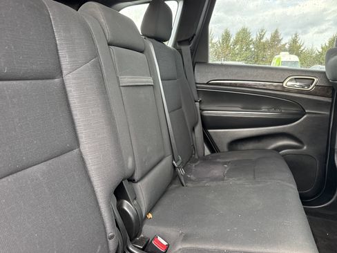 Used 2012 Jeep Grand Cherokee Laredo image 10