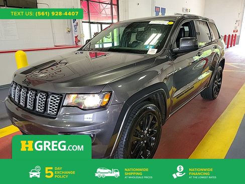 Used 2019 Jeep Grand Cherokee Altitude RWD image 1