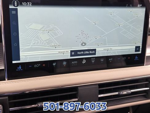 Certified 2025 Lincoln Corsair AWD w/ Equipment Group 101A image 18