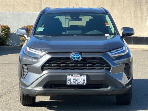 Certified 2024 Toyota RAV4 LE AWD/4WD image 10