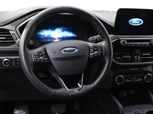 Used 2020 Ford Escape Titanium image 12