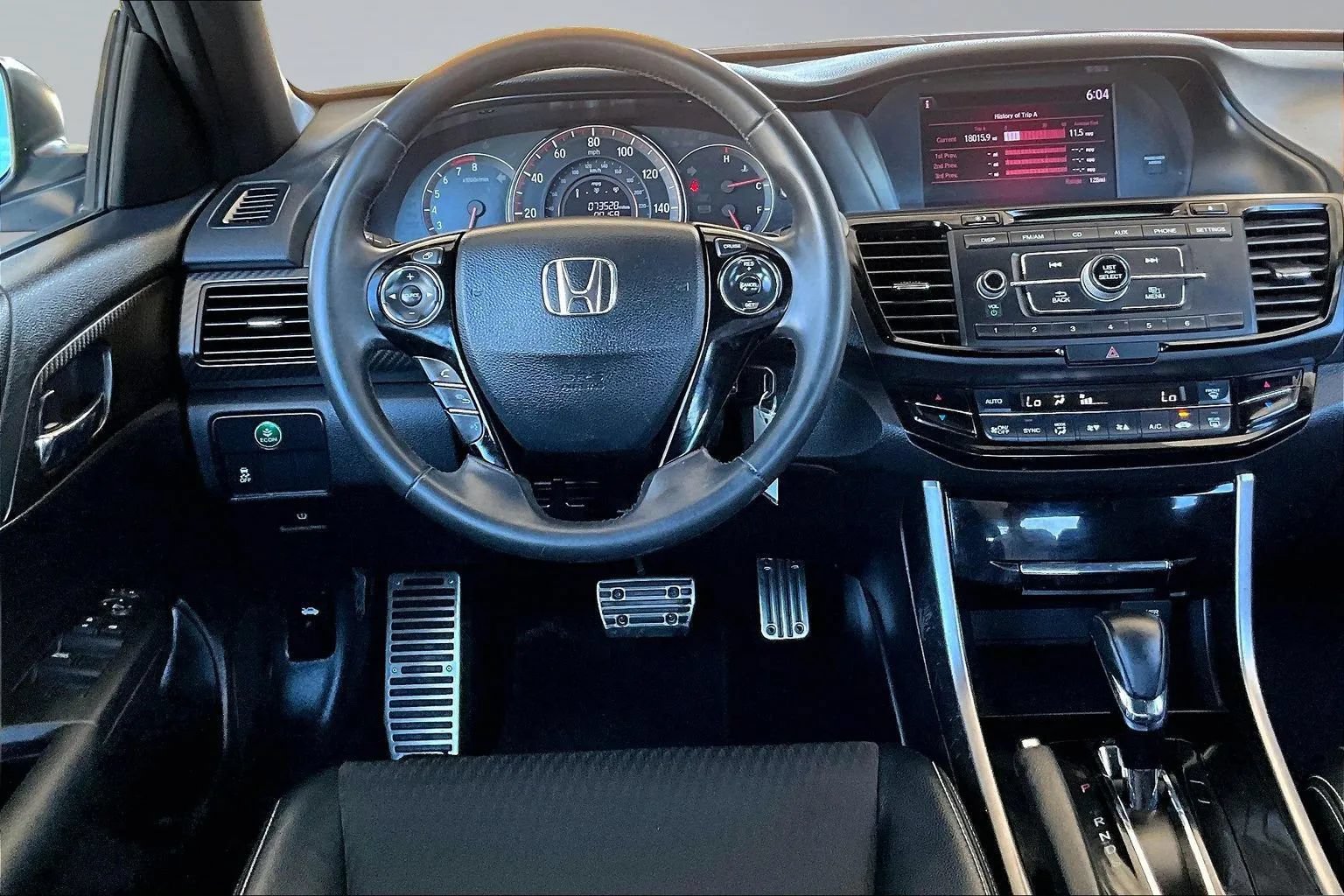 Used 2017 Honda Accord Sport image 8