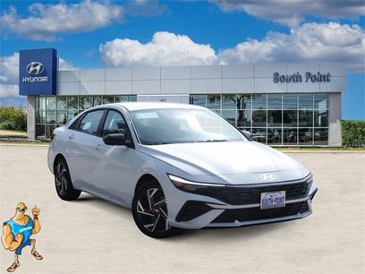 Certified 2025 Hyundai Elantra SEL