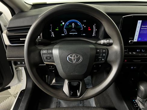 Certified 2025 Toyota Camry LE image 14
