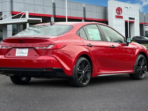 New 2026 Toyota Camry Hybrid w/ Multimedia Upgrade Package image 5