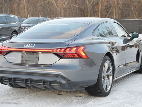 Used 2023 Audi e-tron GT Premium Plus image 6