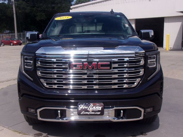 Used 2025 GMC Sierra 1500 Denali AWD/4WD image 22