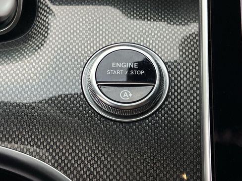 Certified 2024 Mercedes-Benz C 43 AMG 4MATIC Sedan image 40