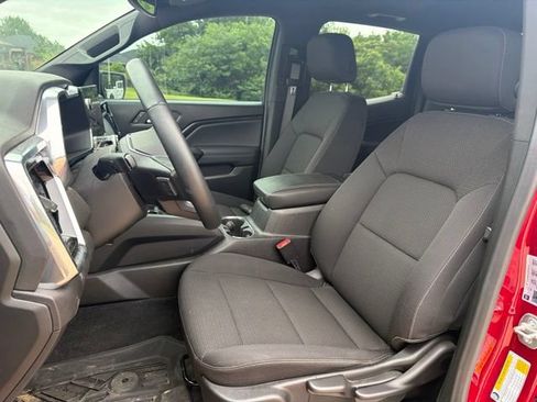 Used 2024 GMC Canyon Elevation w/ Convenience Package RWD image 8