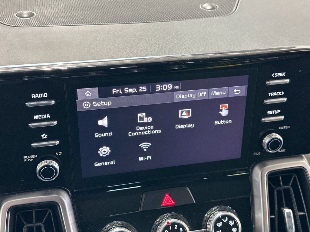 Used 2022 Kia Sorento LX FWD image 49