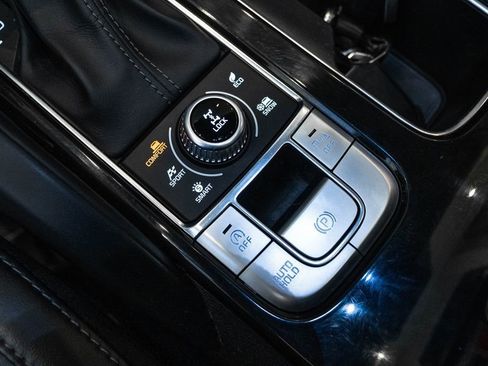 Used 2020 Kia Telluride S AWD/4WD image 25