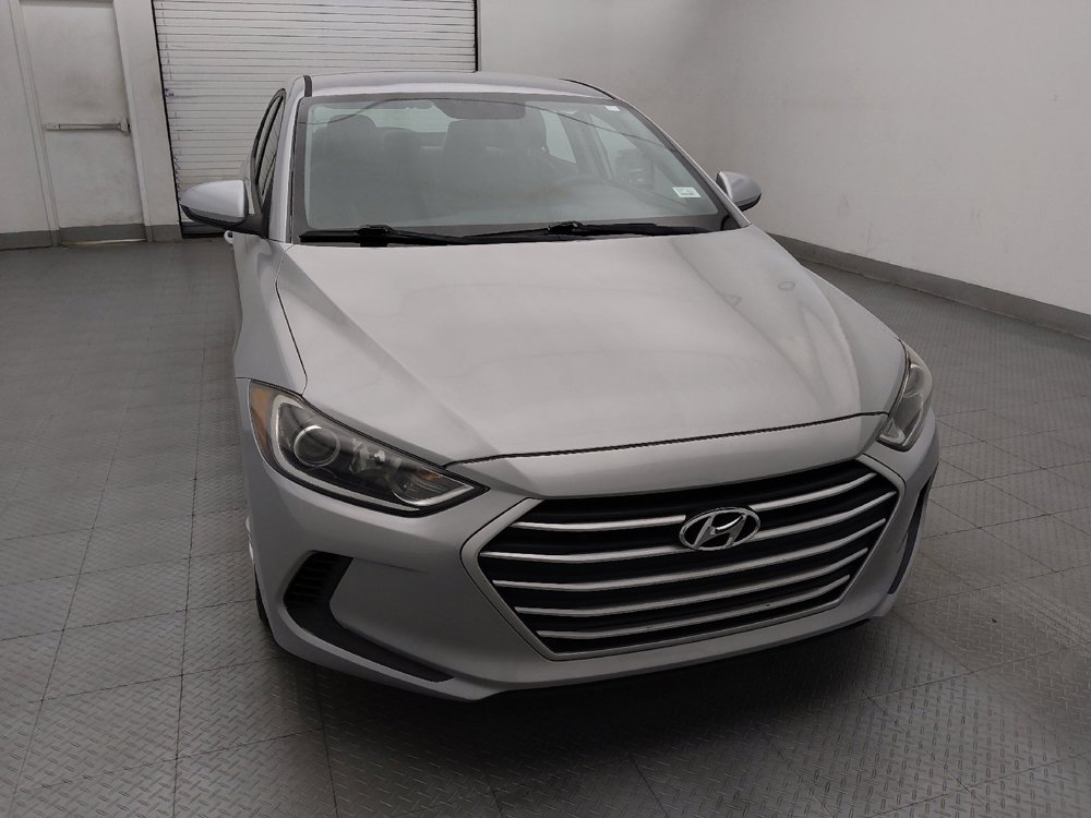 Used 2017 Hyundai Elantra SE FWD image 14