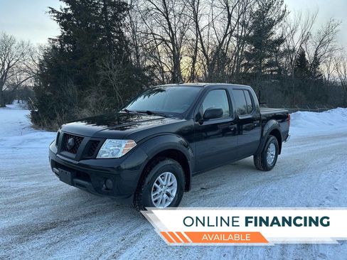 Used 2017 Nissan Frontier SV image 1