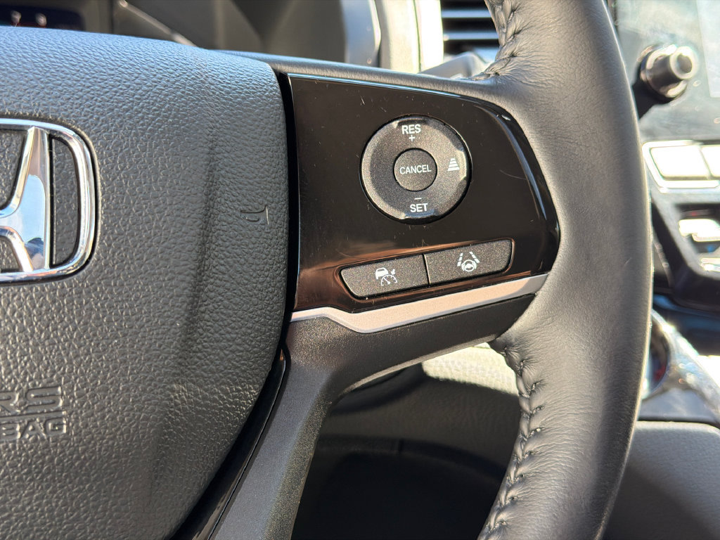 Used 2024 Honda Odyssey Touring image 19