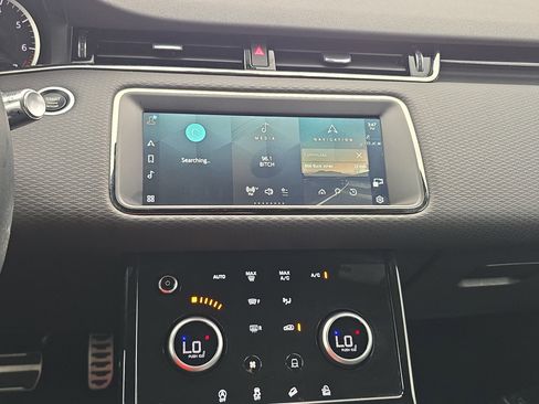 Used 2022 Land Rover Range Rover Evoque R-Dynamic S image 20