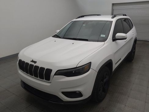 Used 2021 Jeep Cherokee Latitude Plus FWD image 15