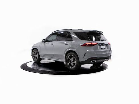 Used 2025 Mercedes-Benz GLE 450e 4MATIC image 3