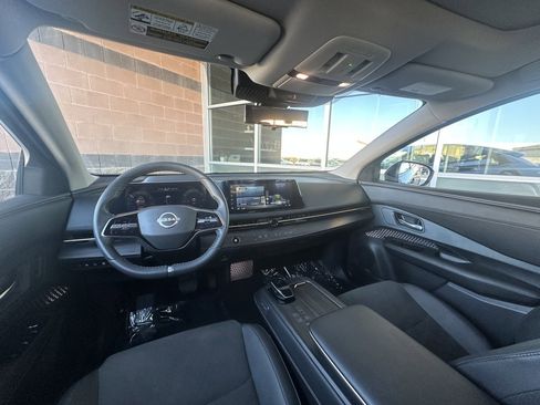 Used 2024 Nissan Ariya FWD image 15