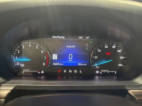 Used 2022 Ford Explorer Limited w/ Equipment Group 301A image 7