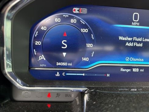 Used 2024 Chevrolet Silverado 1500 LT Trail Boss w/ Convenience Package II image 28