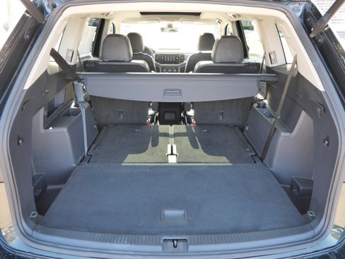 Certified 2021 Volkswagen Atlas SEL Premium image 18